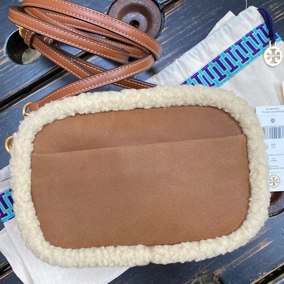 Tory Burch Perry Bombe Shearling Mini Bag - Picture 5 of 16